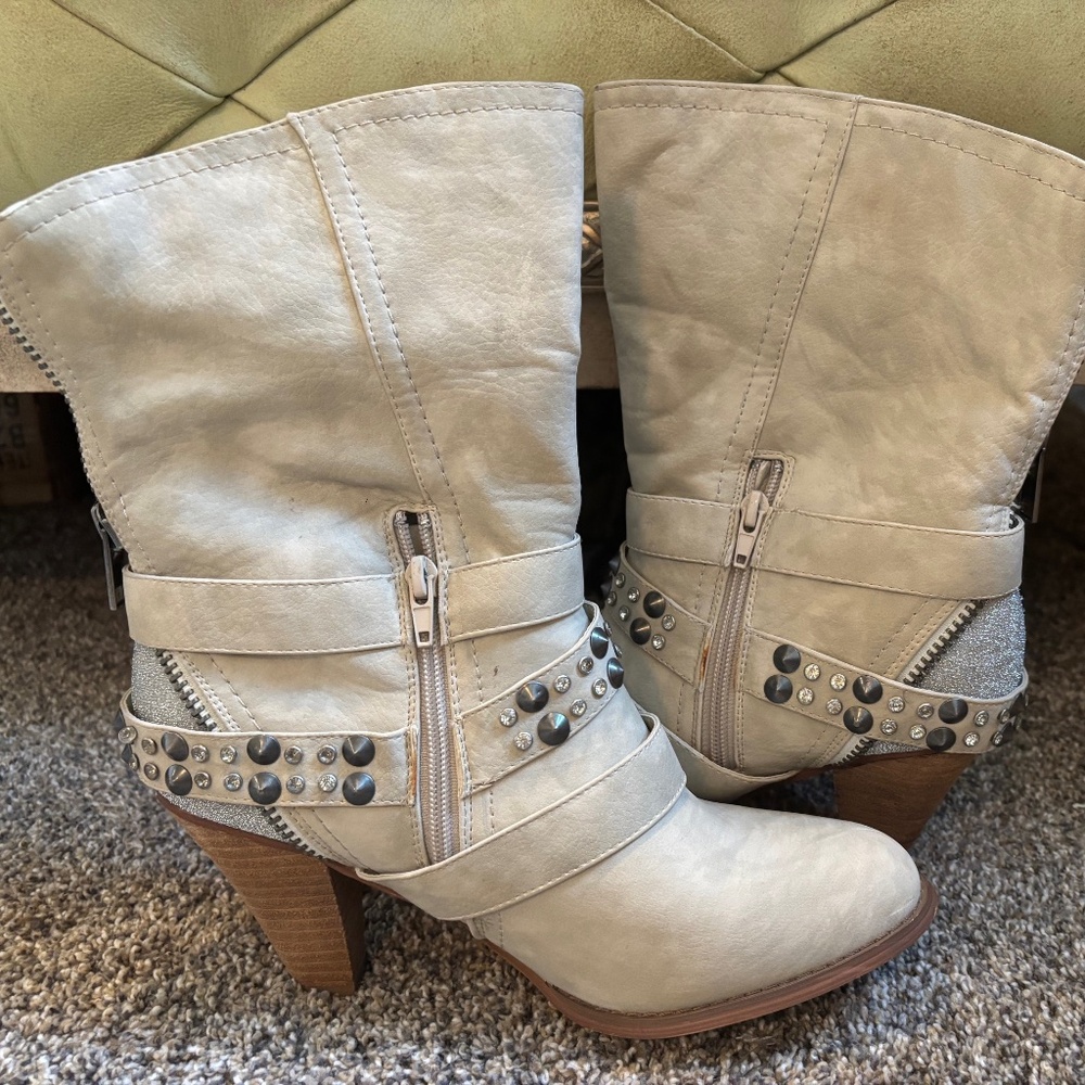 High heel boots leater off white